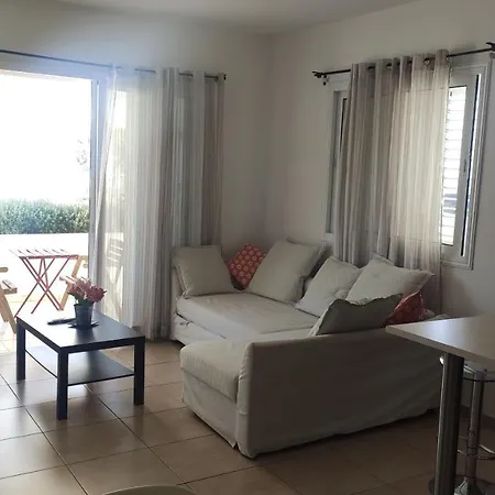 Cosy Apartment In A Luxury Resort Paralimni Exterior photo